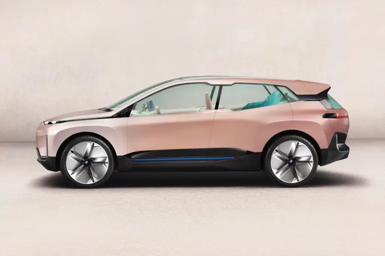 BMW Vision iNext - 17