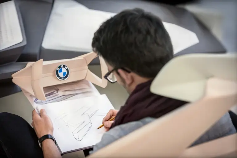 BMW Vision Next 100 Concept - 29