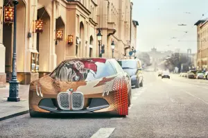 BMW Vision Next 100