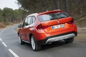 BMW X1 2012 - Foto ufficiali in movimento