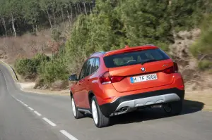 BMW X1 2012 - Foto ufficiali in movimento