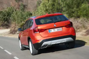 BMW X1 2012 - Foto ufficiali in movimento