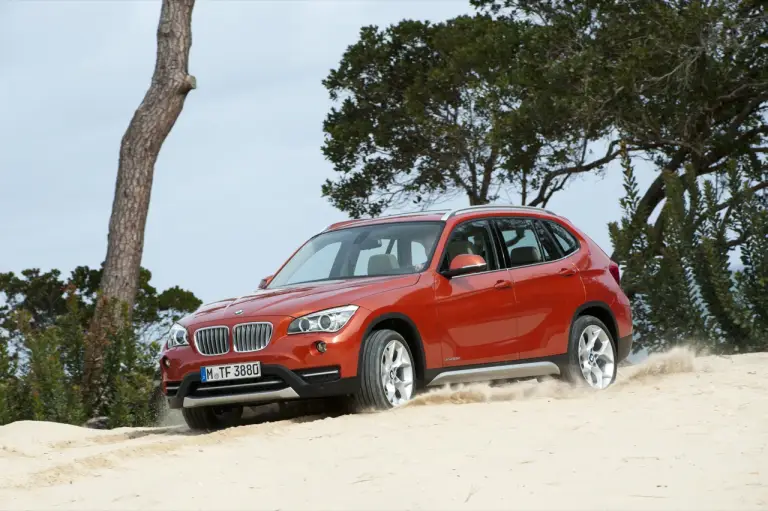 BMW X1 2012 - Foto ufficiali in movimento - 22