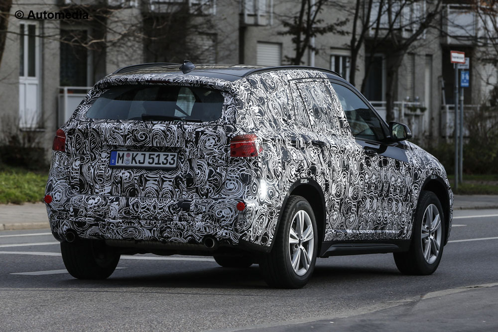 BMW X1 2015 - Foto spia 17-12-2014