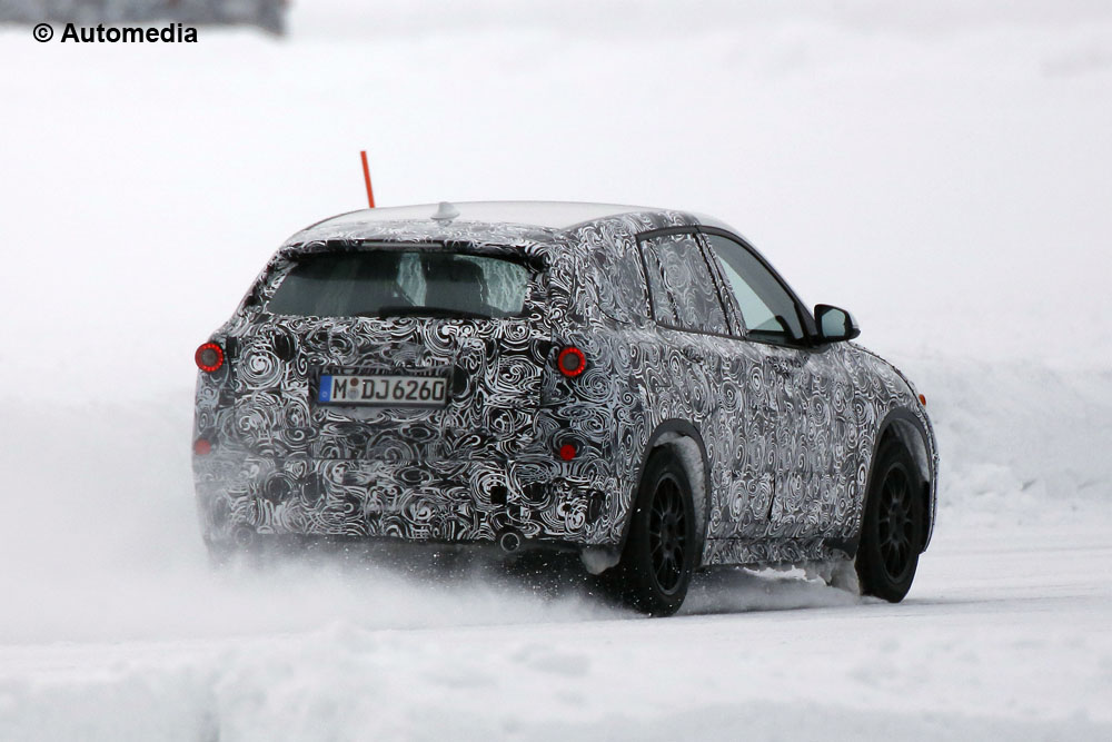 BMW X1 2015 - Foto spia 21-02-2014