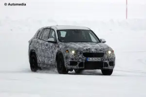 BMW X1 2015 - Foto spia 21-02-2014