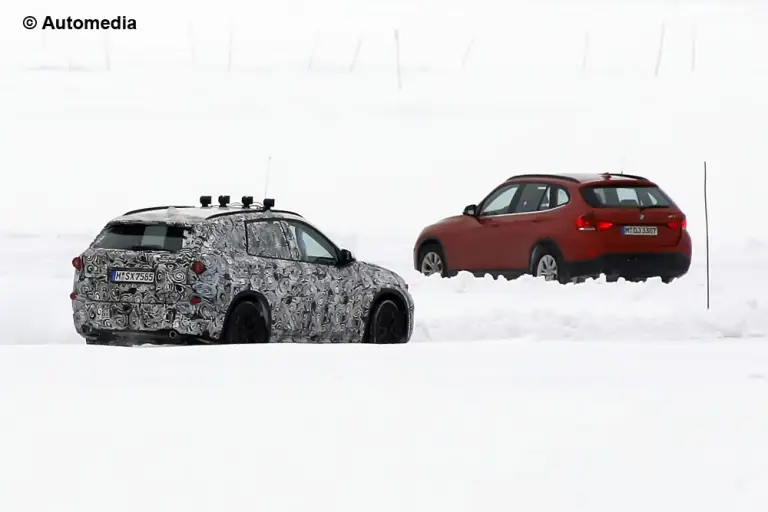BMW X1 2015 - Foto spia 21-03-2014 - 3