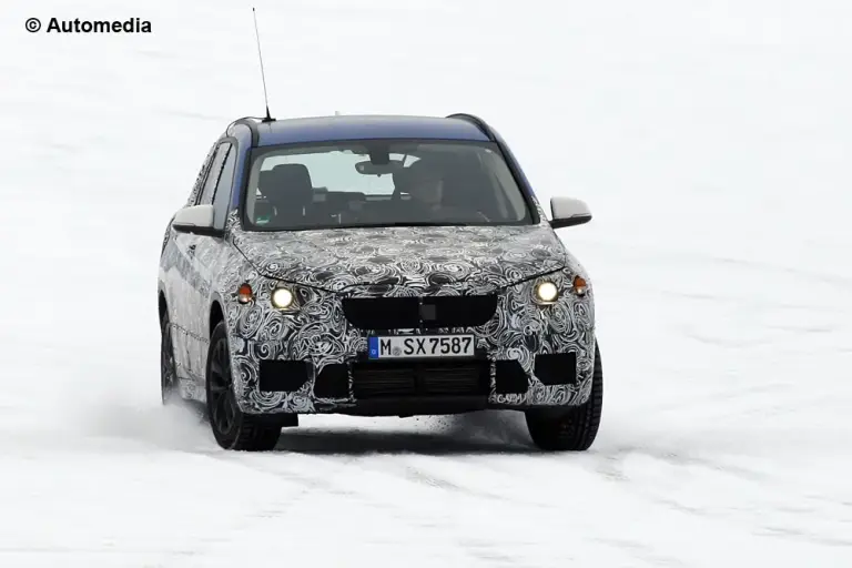 BMW X1 2015 - Foto spia 21-03-2014 - 1