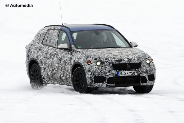 BMW X1 2015 - Foto spia 21-03-2014 - 5