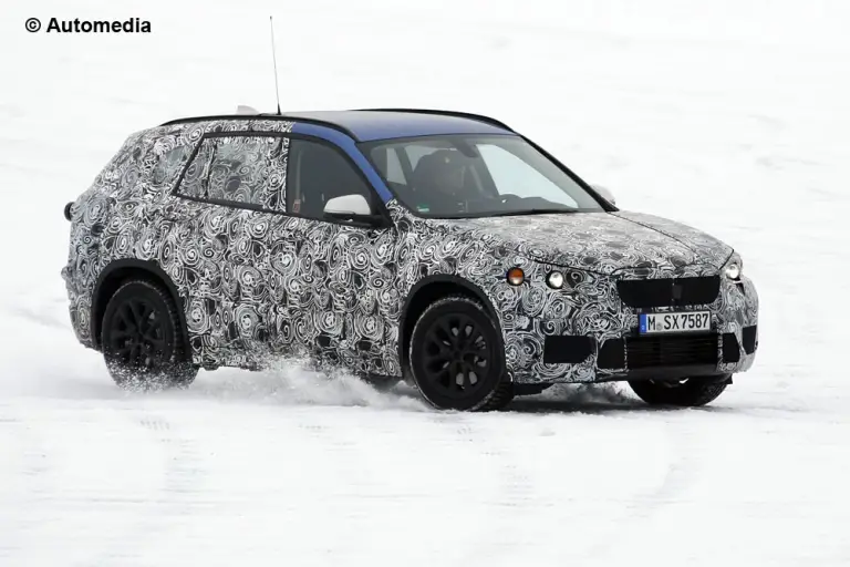 BMW X1 2015 - Foto spia 21-03-2014 - 6