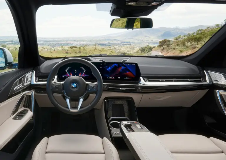 BMW X1 2022 - 84