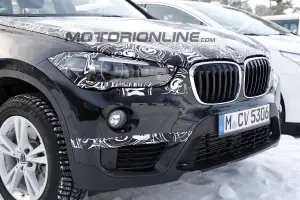 BMW X1 a passo lungo - Foto spia 22-01-2016