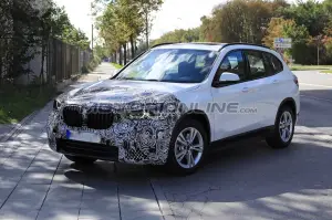 BMW X1 - Foto spia 09-10-2018