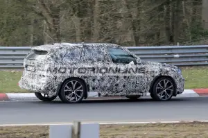 BMW X1 - Foto spia 19-4-2021