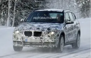 BMW X1 restyling foto spia febbraio 2012 - 1