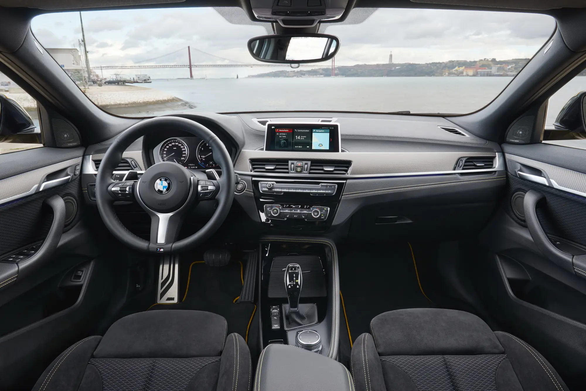 BMW X2 2018 - 108