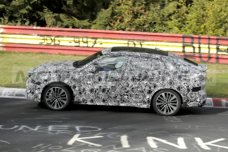 BMW X2 2024 - Foto Spia 13-10-2022 - 2