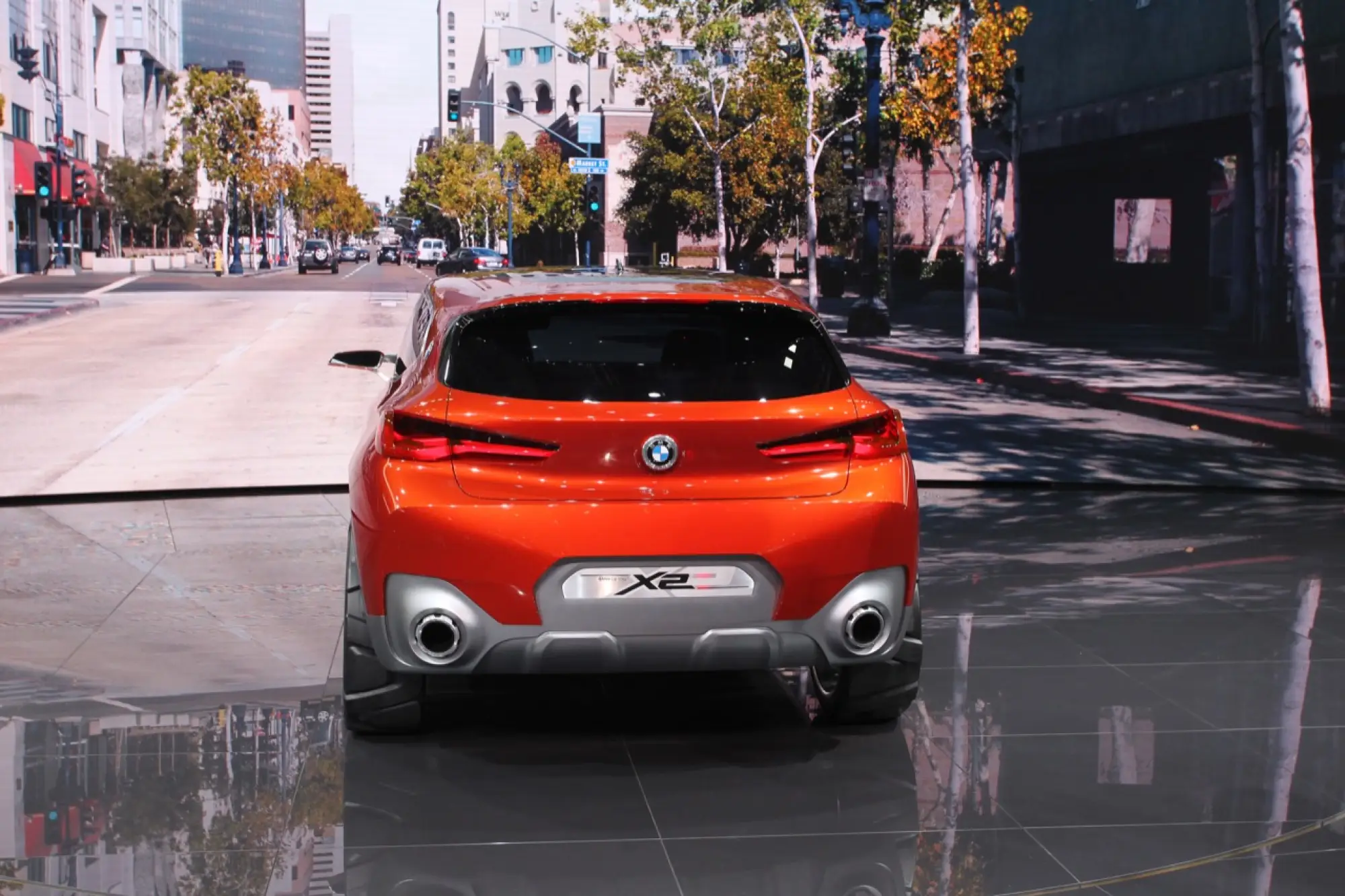 BMW X2 Concept - Salone di Parigi 2016 - 13