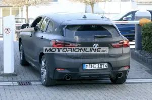 BMW X2 facelift - Foto spia 23-4-2020