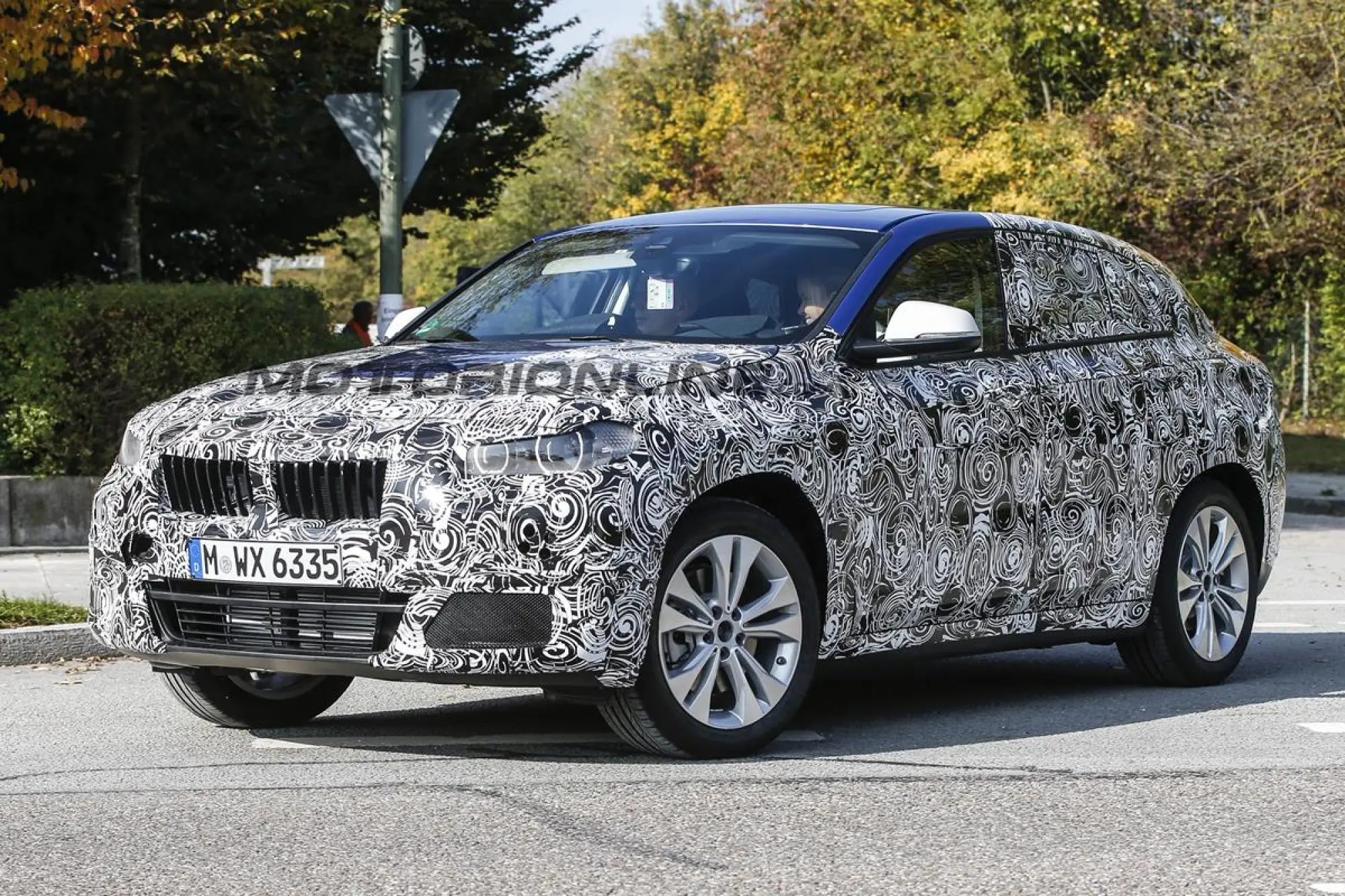 BMW X2 - Foto spia 12-10-2015 - 3