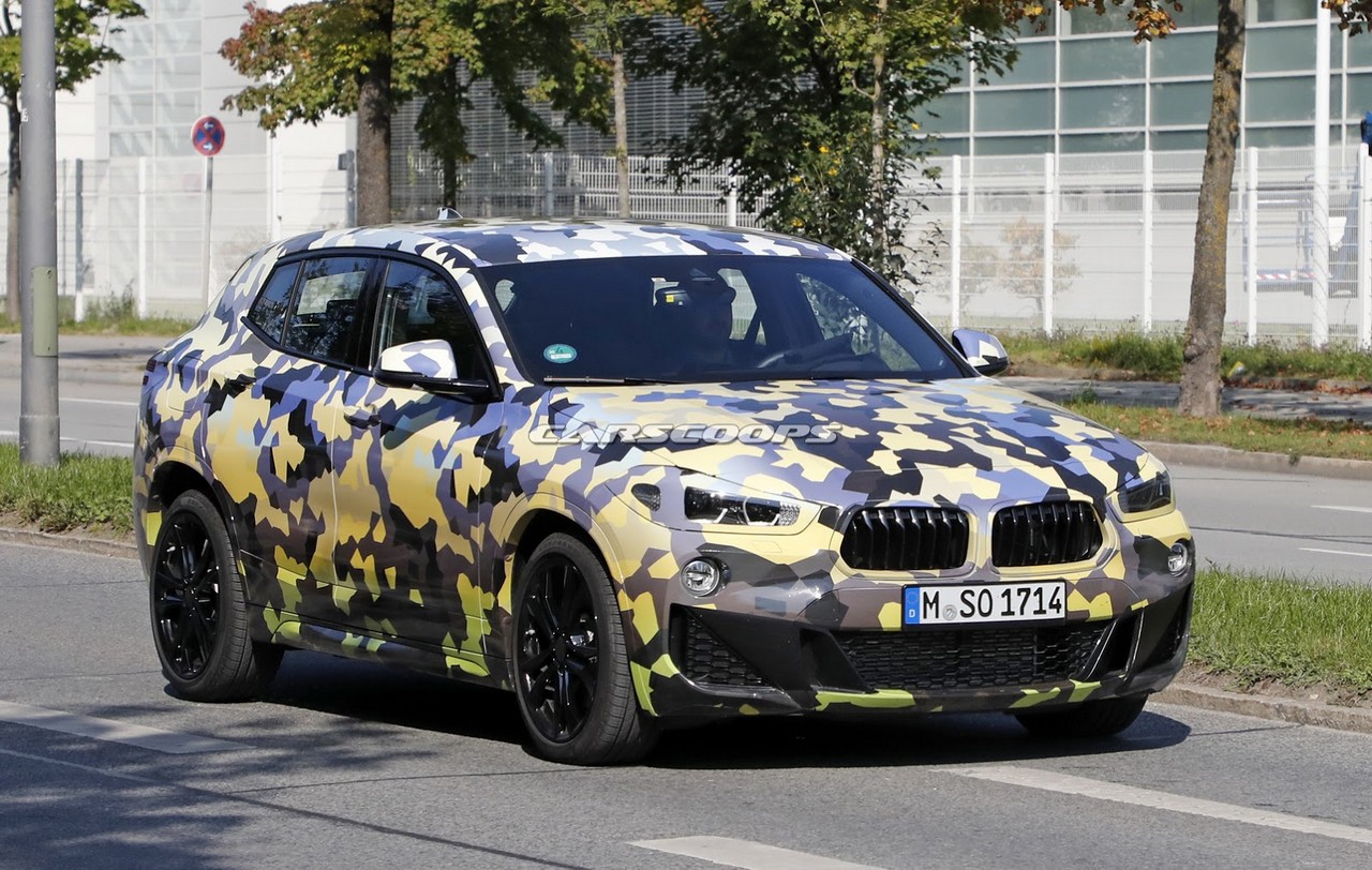 BMW X2 foto spia Monaco