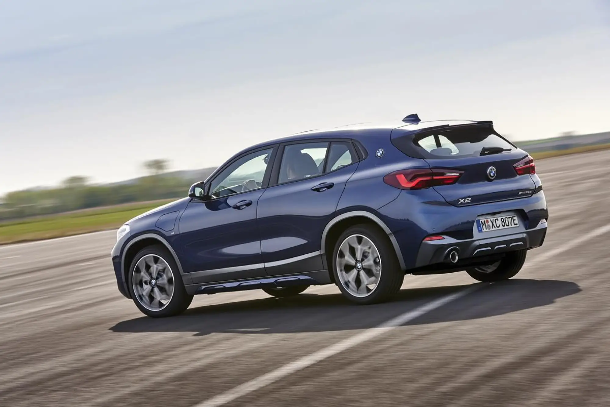 BMW X2 xDrive25e - 11