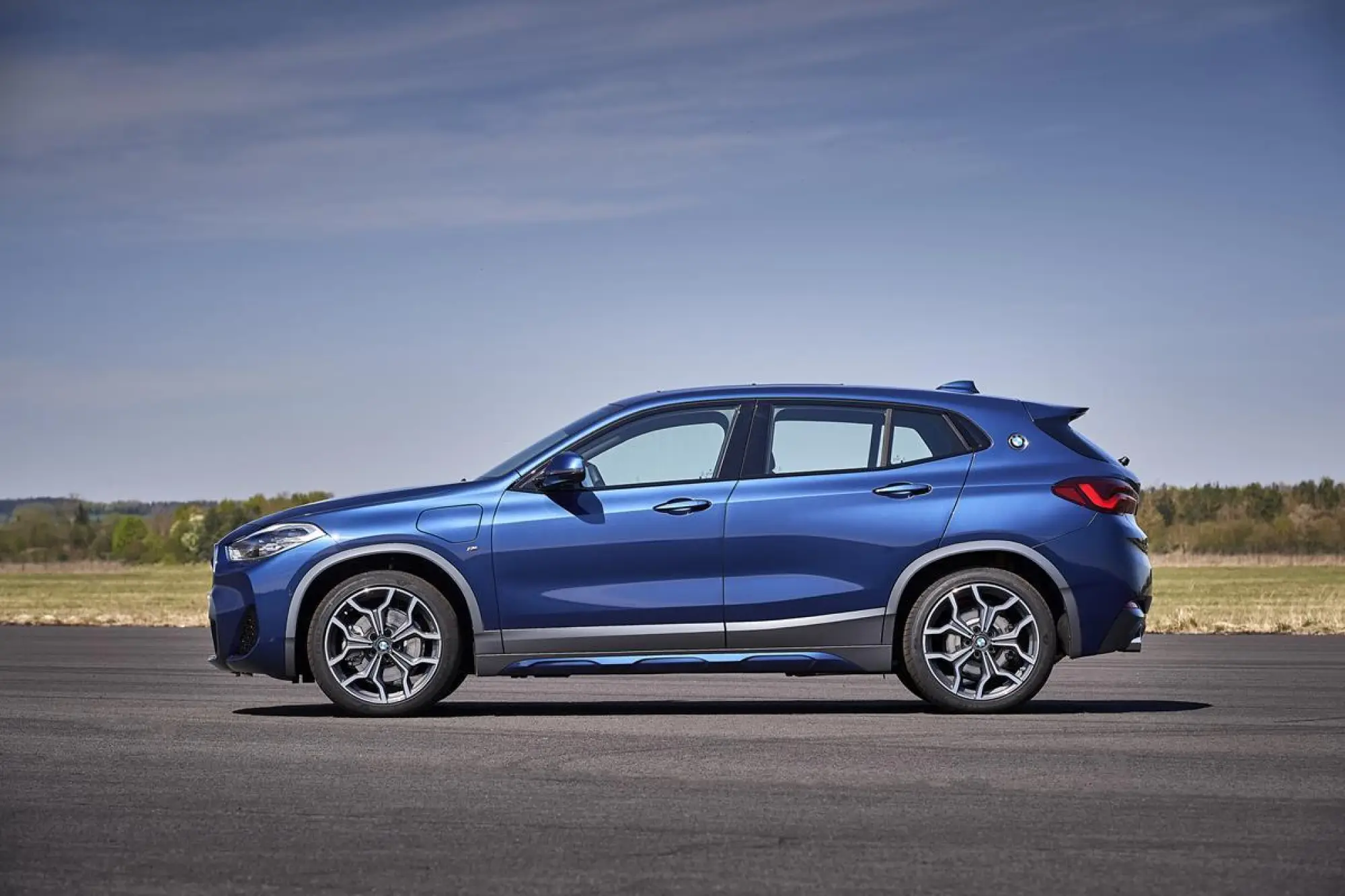 BMW X2 xDrive25e - 24