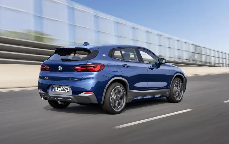 BMW X2 xDrive25e - 2