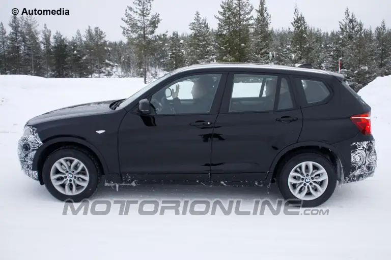 BMW X3 2013 - Foto spia 25-02-2013 - 3