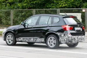 BMW X3 2014 - Foto spia 16-10-2013 - 10