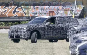 BMW X3 2023 - Foto spia 01-07-2022
