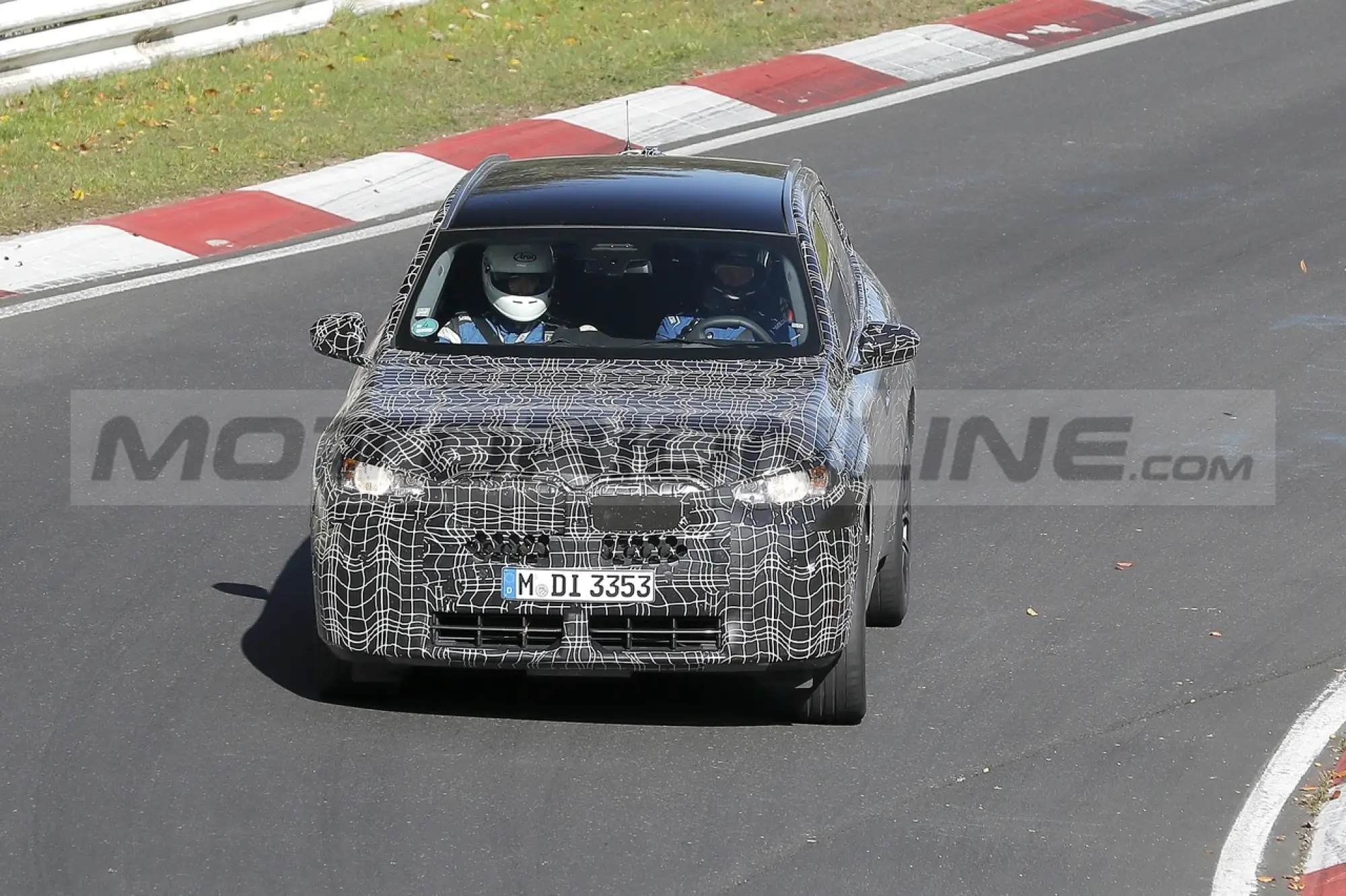 BMW X3 2024 - Foto Spia 12-10-2022 - 4
