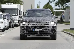 BMW X3 - Foto spia 29-7-2022 - 14