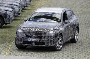 BMW X3 - Foto spia 29-7-2022 - 7