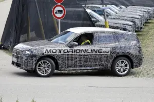 BMW X3 - Foto spia 29-7-2022 - 4