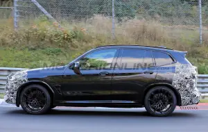 BMW X3 M 2022 - Foto spia 23-10-2020