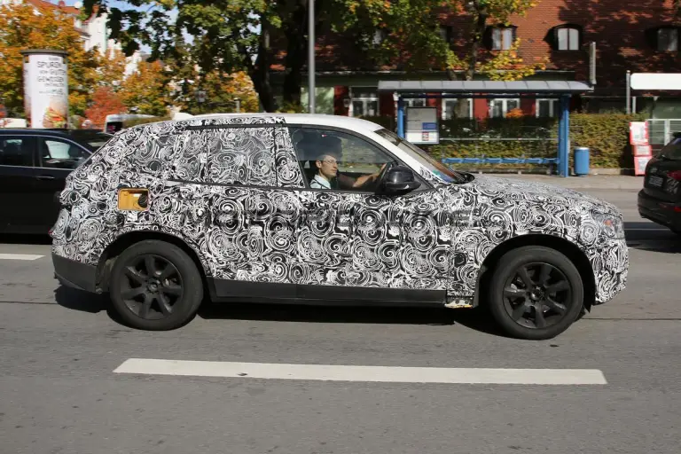 BMW X3 MY 2017 - Foto spia 08-10-2015 - 4