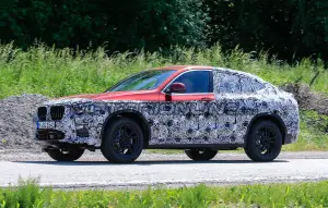 BMW X4 2018 - Foto spia 30-05-2017 - 2