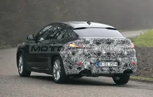 BMW X4 2021 - Foto spia 14-01-2021
