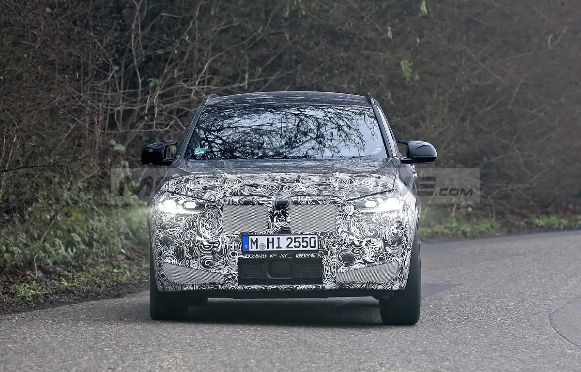 BMW X4 2021 - Foto spia 14-01-2021 - 5