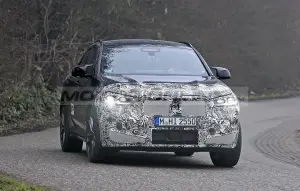 BMW X4 2021 - Foto spia 14-01-2021
