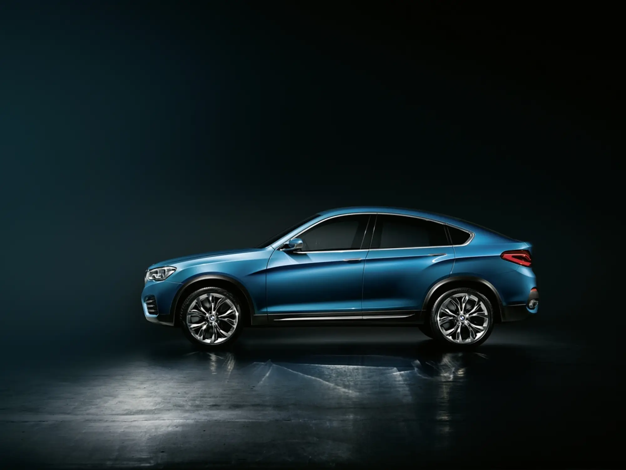BMW X4 Concept - 11