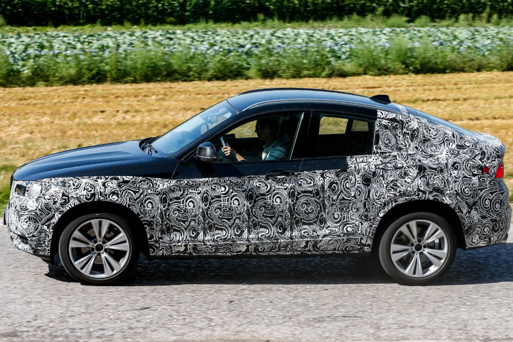 BMW X4 - Foto spia 08-08-2013 - 3