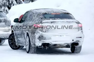 BMW X4 M foto spia 5 febbraio 2018