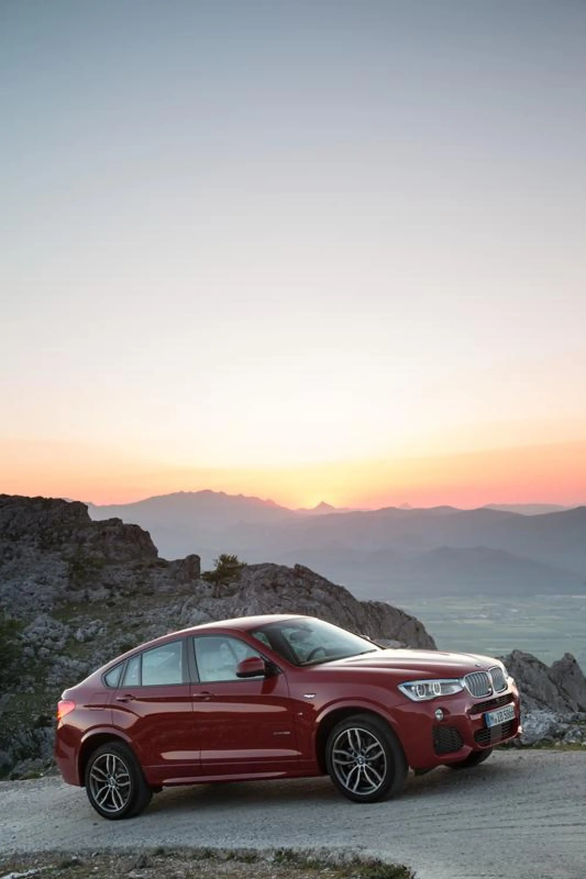 BMW X4 - Nuove foto ufficiali - 13
