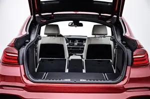 BMW X4 Primo Contatto 