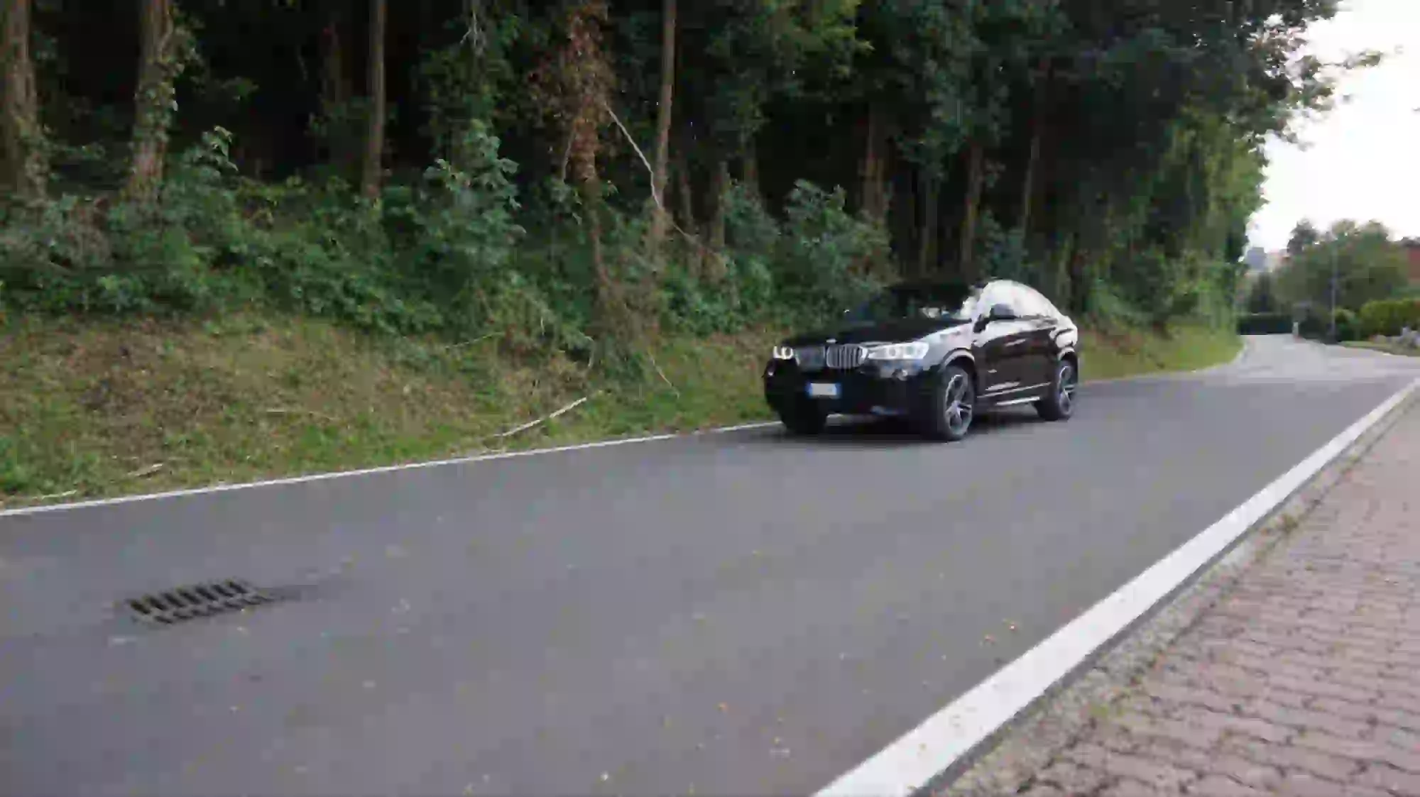 BMW X4 - Prova su strada - 4