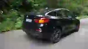 BMW X4 - Prova su strada