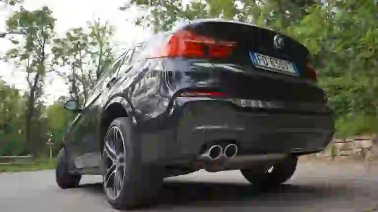 BMW X4 - Prova su strada - 38