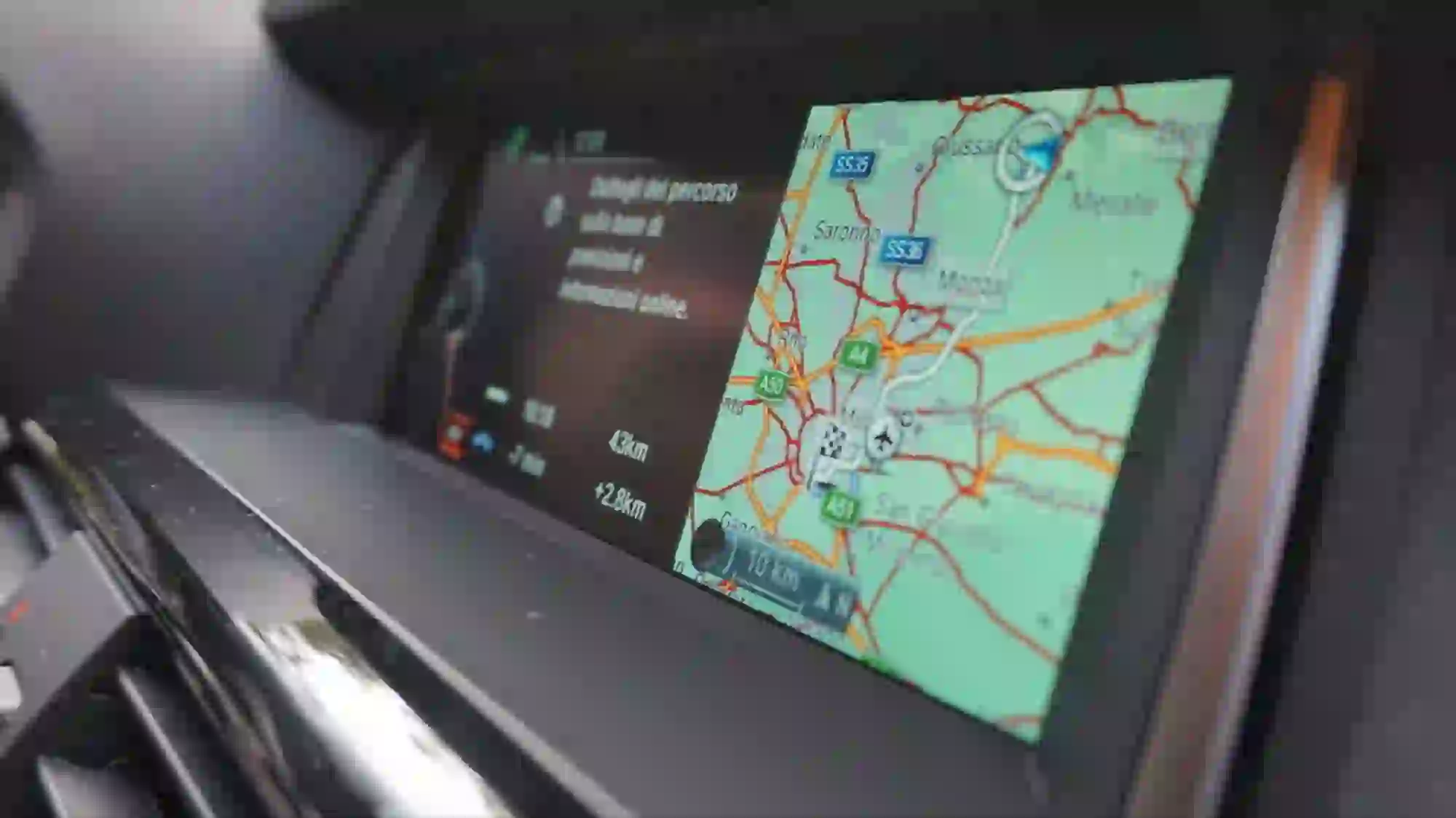 BMW X4 - Prova su strada - 45